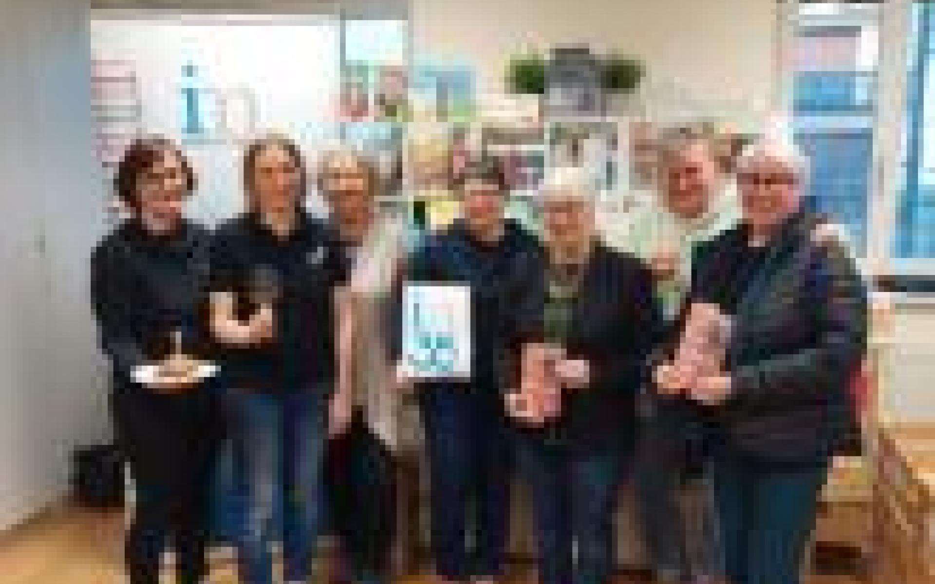 Jahresrückblick 2024 - Team bei Lesung